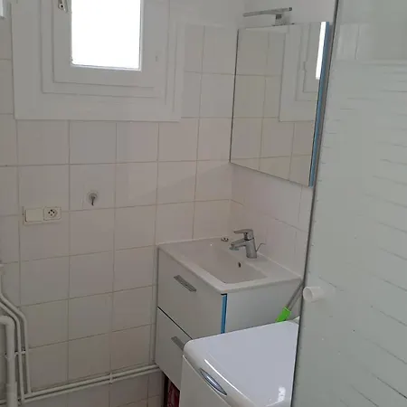9eme Apartment